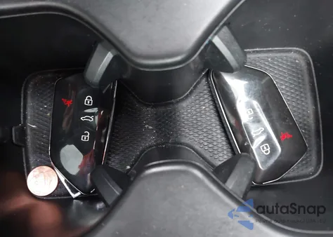 2023 Volkswagen Id.4 Awd Pro S/Awd Pro S Plus z USA, uszkodzony, nr VIN 1V2GNPE87PC007199